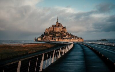 Quelle est la particularité du Mont-saint-Michel ?