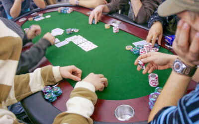 Qui peut participer à un tournois de poker ?